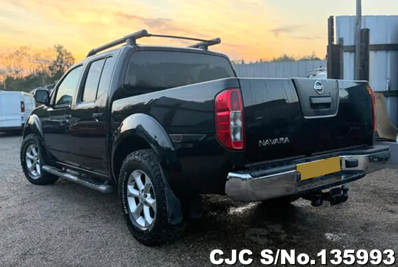 Nissan Navara in Black for Sale Image 1