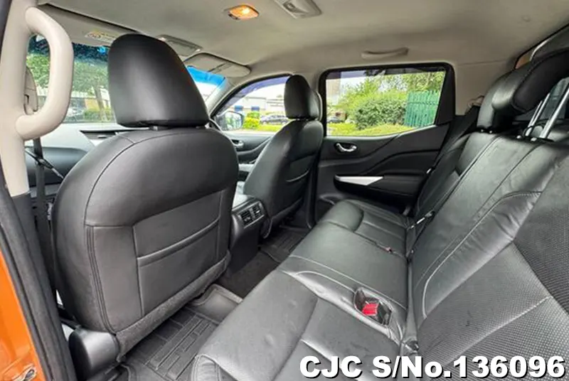 Nissan Navara in Orange for Sale Image 10