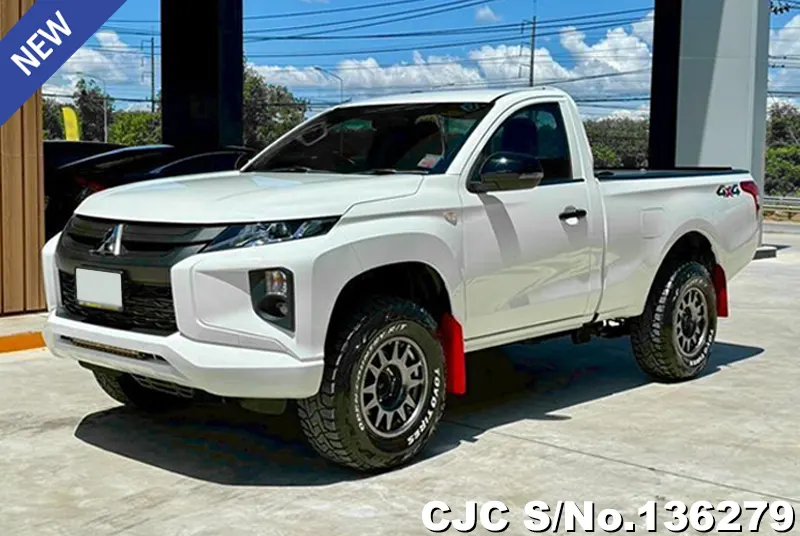 Mitsubishi Triton in White for Sale Image 3