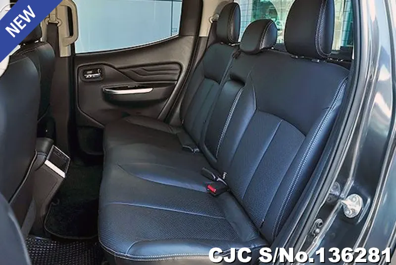 Mitsubishi Triton in Gray for Sale Image 8