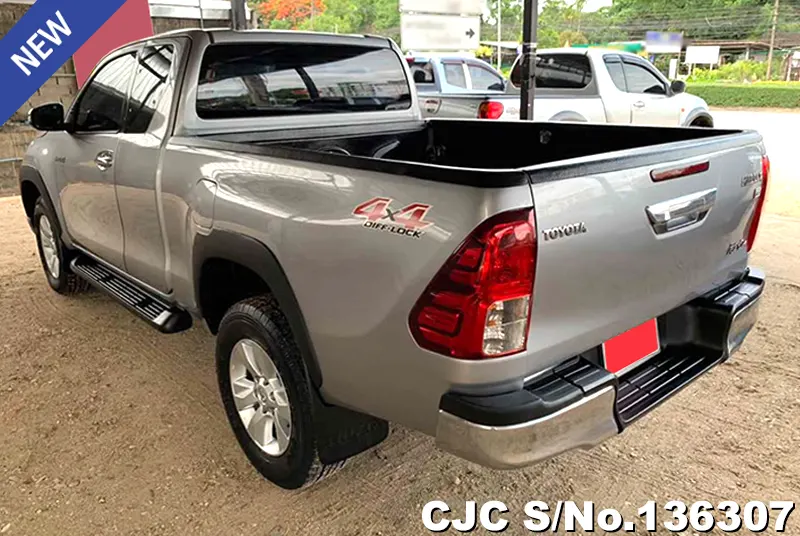 Toyota Hilux in Silver for Sale Image 1