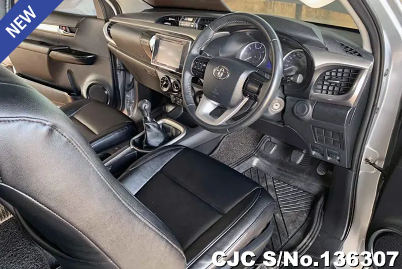 Toyota Hilux in Silver for Sale Image 7