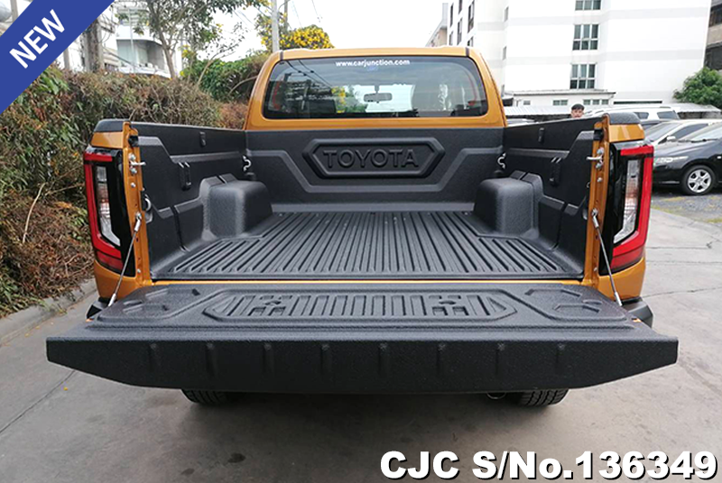 Toyota Hilux in Sulfer Metallic for Sale Image 9