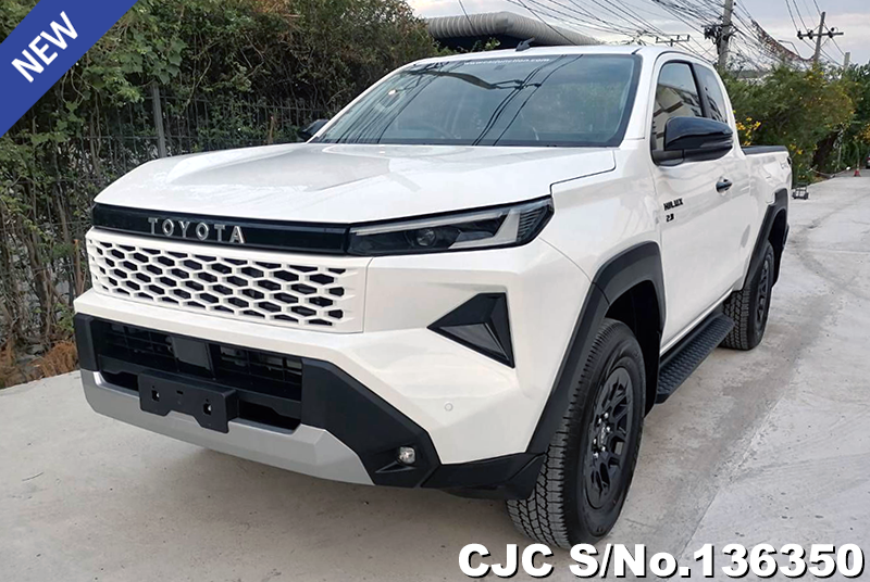 Toyota Hilux in Super White Ⅱ for Sale Image 3