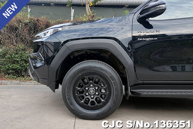 Toyota Hilux in Attitude Black Mica for Sale Image 16