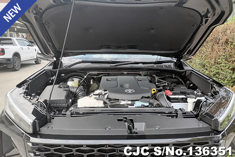 Toyota Hilux in Attitude Black Mica for Sale Image 17