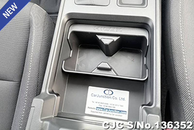 Toyota Hilux in Black for Sale Image 15