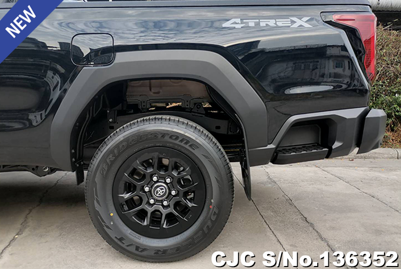 Toyota Hilux in Black for Sale Image 19