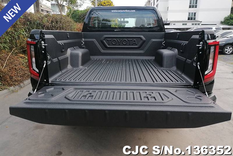 Toyota Hilux in Black for Sale Image 8