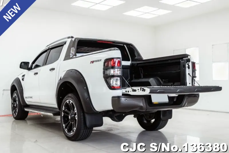 Ford Ranger in White for Sale Image 5