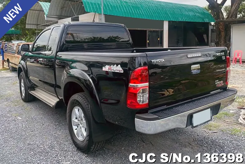 Toyota Hilux in Black for Sale Image 1