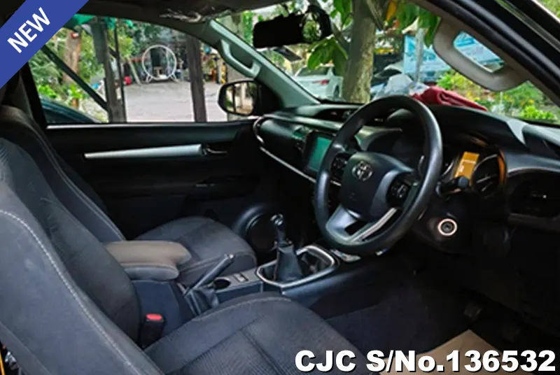Toyota Hilux in Black for Sale Image 3