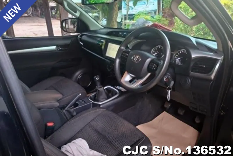 Toyota Hilux in Black for Sale Image 4