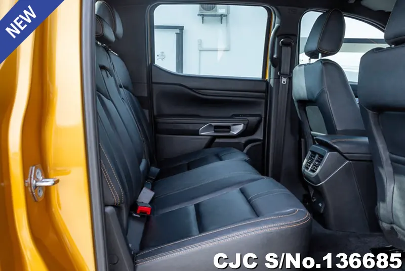 Ford Ranger in Luxe Yellow for Sale Image 11
