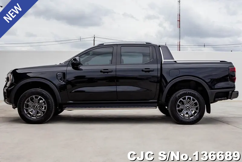 Ford Ranger in Black for Sale Image 7
