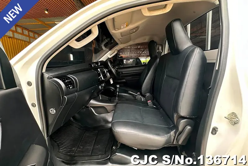 Toyota Hilux in White for Sale Image 7