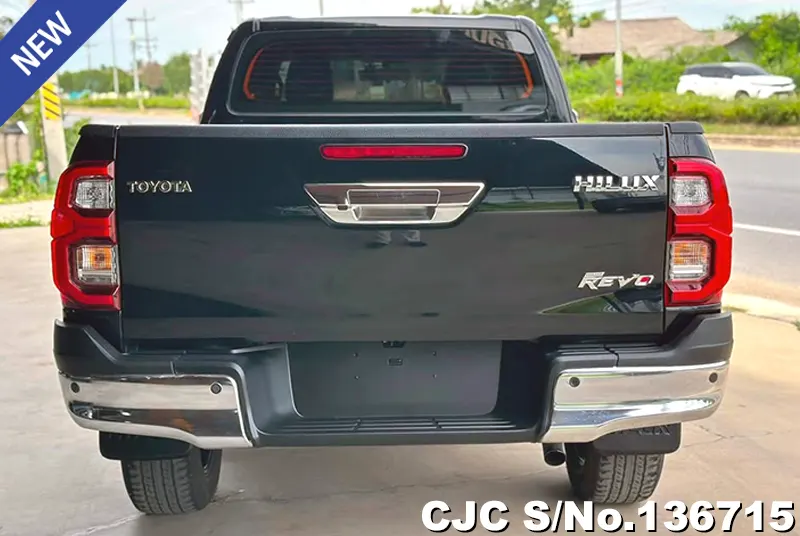 Toyota Hilux in Black for Sale Image 3