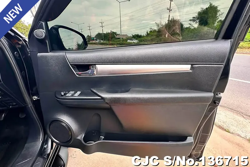 Toyota Hilux in Black for Sale Image 11