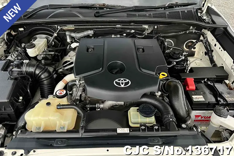 Toyota Hilux in White for Sale Image 13