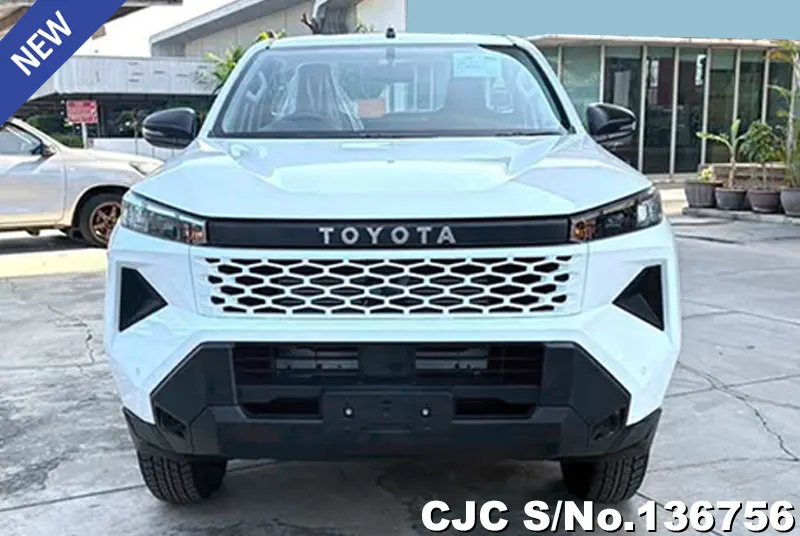 Toyota Hilux in Super White Ⅱ for Sale Image 1