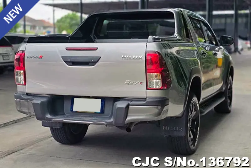 Toyota Hilux in Silver for Sale Image 2