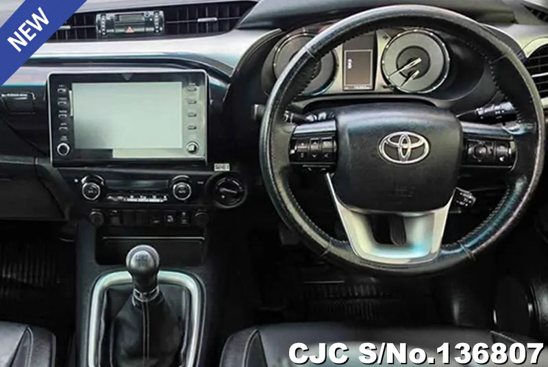 Toyota Hilux in White for Sale Image 6