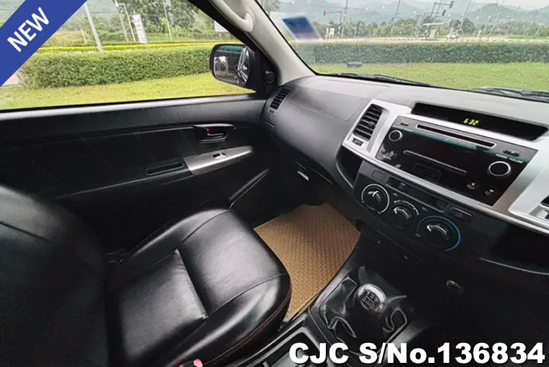 Toyota Hilux in Black for Sale Image 10