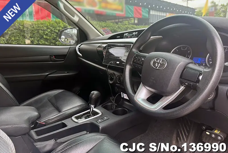 Toyota Hilux in Silver for Sale Image 8