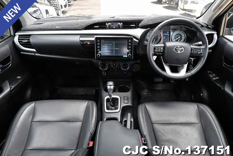 Toyota Hilux in Gray for Sale Image 6