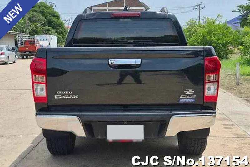 Isuzu D-Max in Black for Sale Image 3