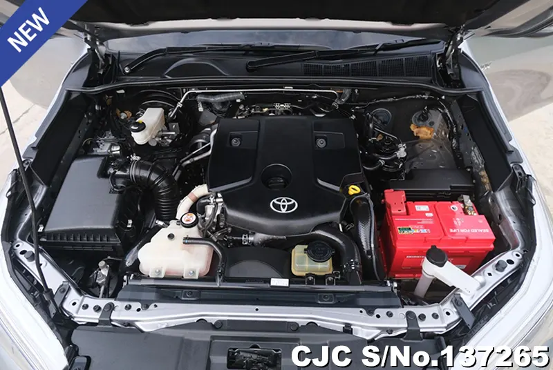 Toyota Hilux in Silver for Sale Image 13