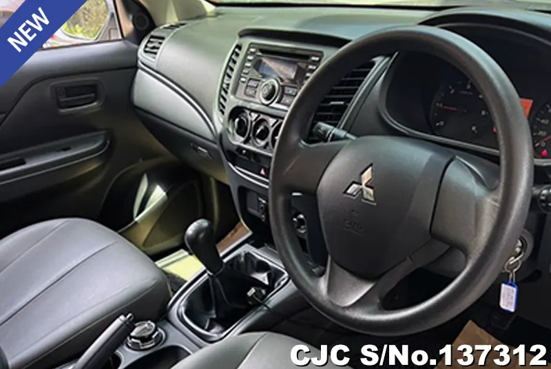 Mitsubishi Triton in Gray for Sale Image 5