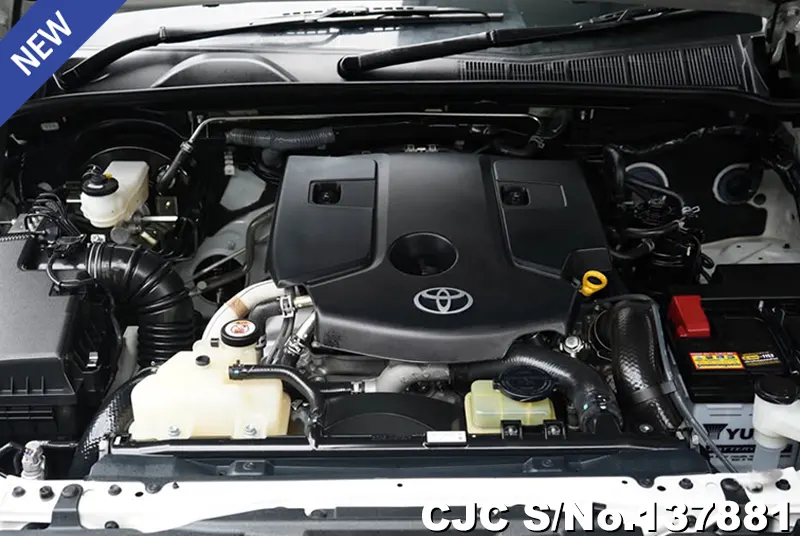 Toyota Hilux in White for Sale Image 8