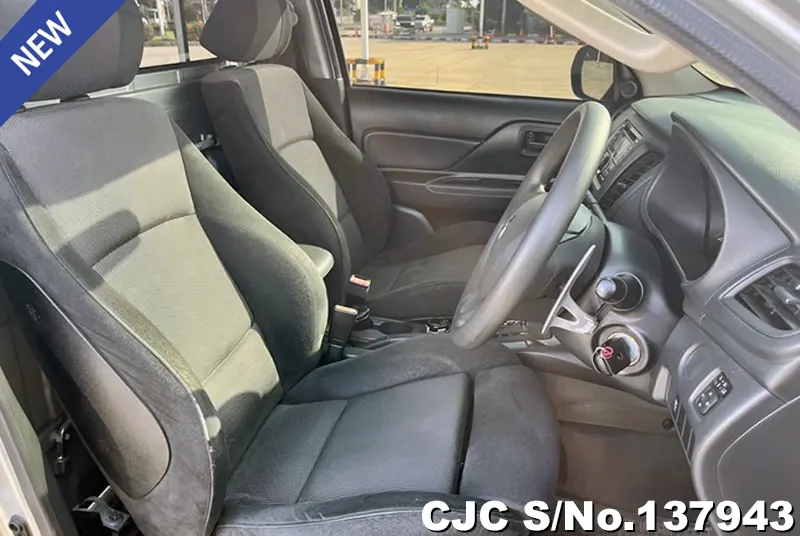 Mitsubishi Triton in Silver for Sale Image 8