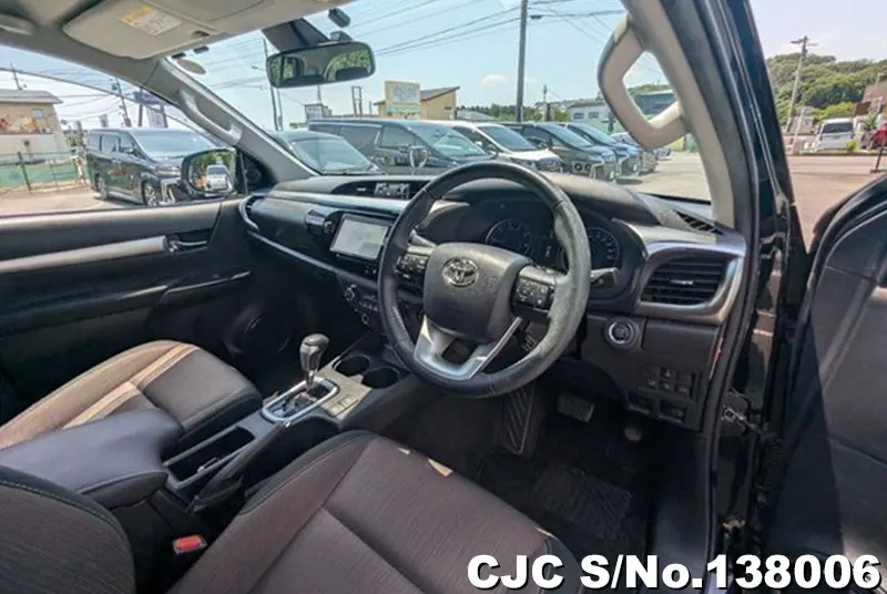 Toyota Hilux in Black for Sale Image 10