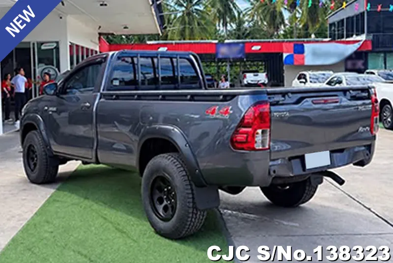 Toyota Hilux in Gray for Sale Image 1