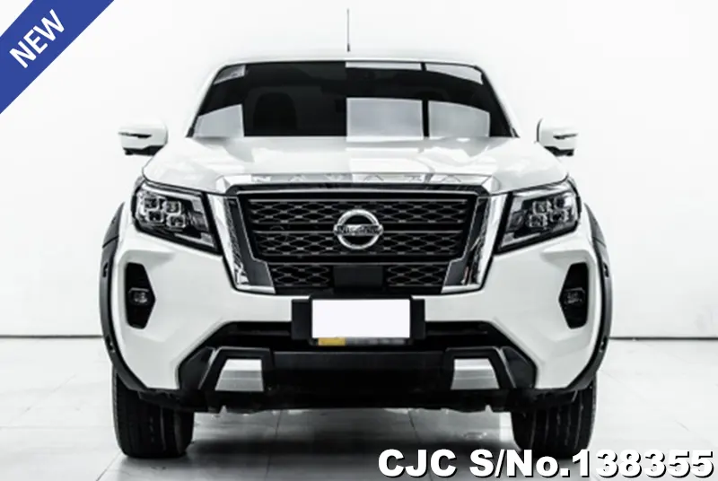 Nissan Navara in White for Sale Image 2