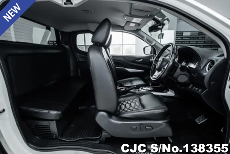 Nissan Navara in White for Sale Image 7