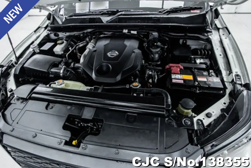 Nissan Navara in White for Sale Image 11