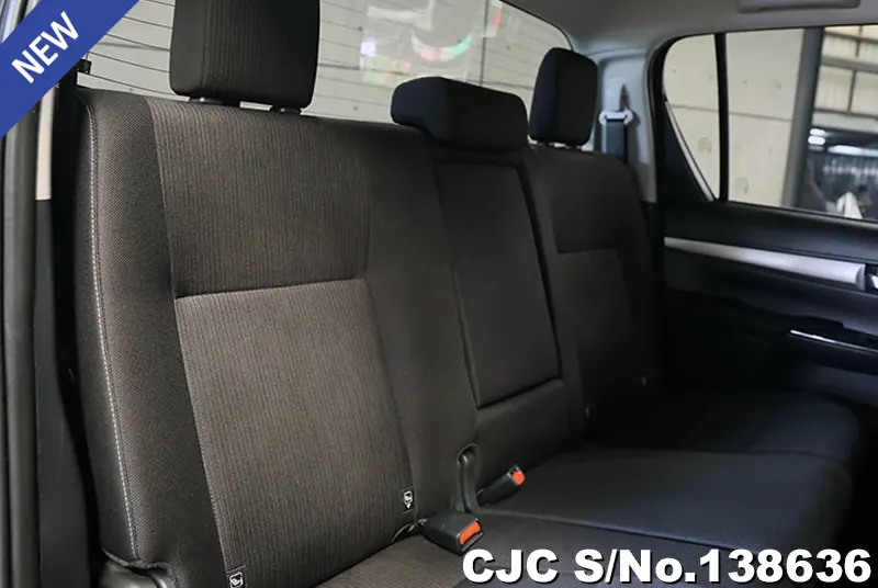 Toyota Hilux in Black for Sale Image 10