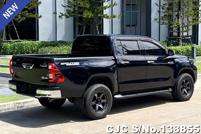 Toyota Hilux in Black for Sale Image 2