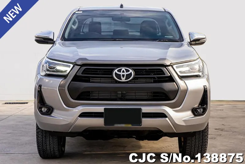 Toyota Hilux in Silver for Sale Image 5