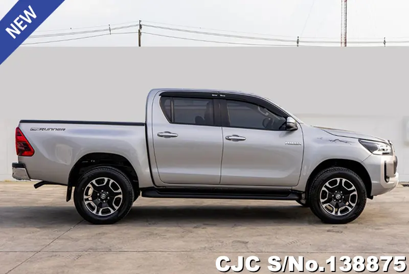 Toyota Hilux in Silver for Sale Image 7