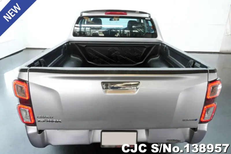Isuzu D-Max in Silver for Sale Image 6