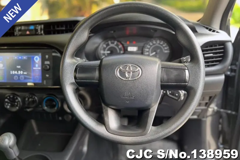 Toyota Hilux in Gray for Sale Image 6