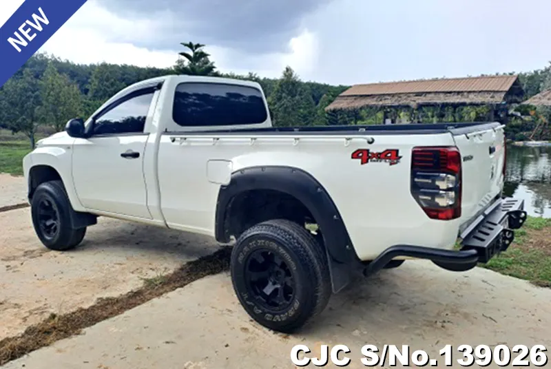 Mitsubishi Triton in White for Sale Image 1