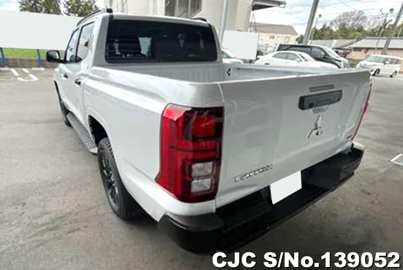 Mitsubishi Triton in White for Sale Image 1