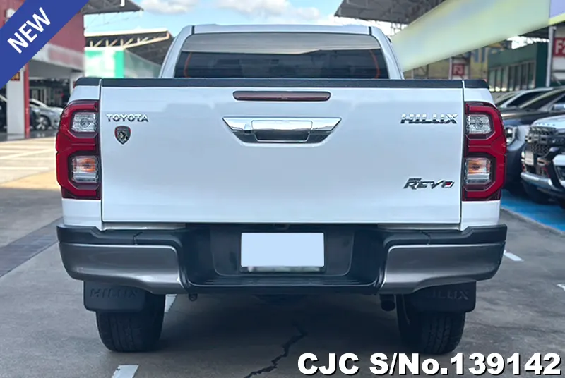 Toyota Hilux in White for Sale Image 5