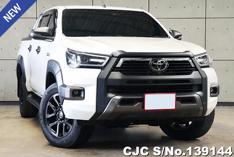 Toyota Hilux in White for Sale Image 0