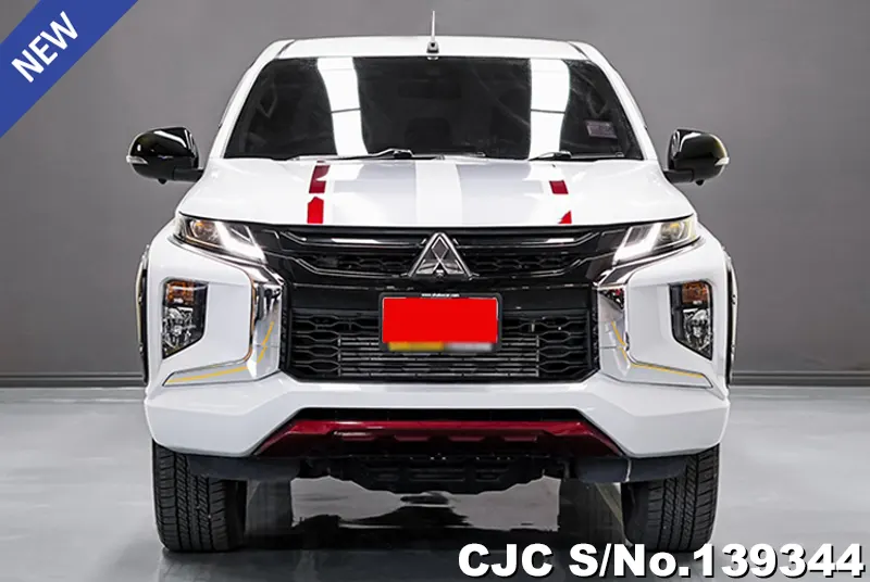 Mitsubishi Triton in White for Sale Image 4